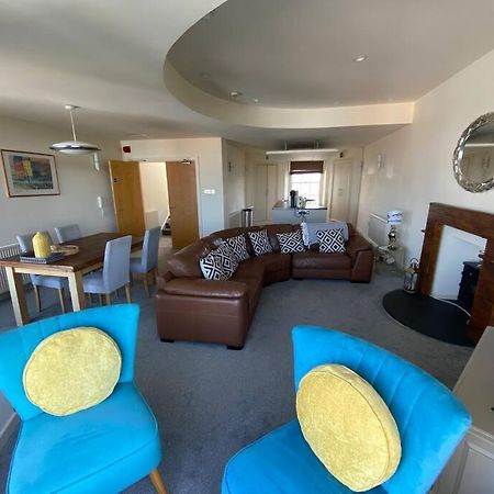Caldey View- A Beautiful Flat In The Heart Oftenby Bagian luar foto